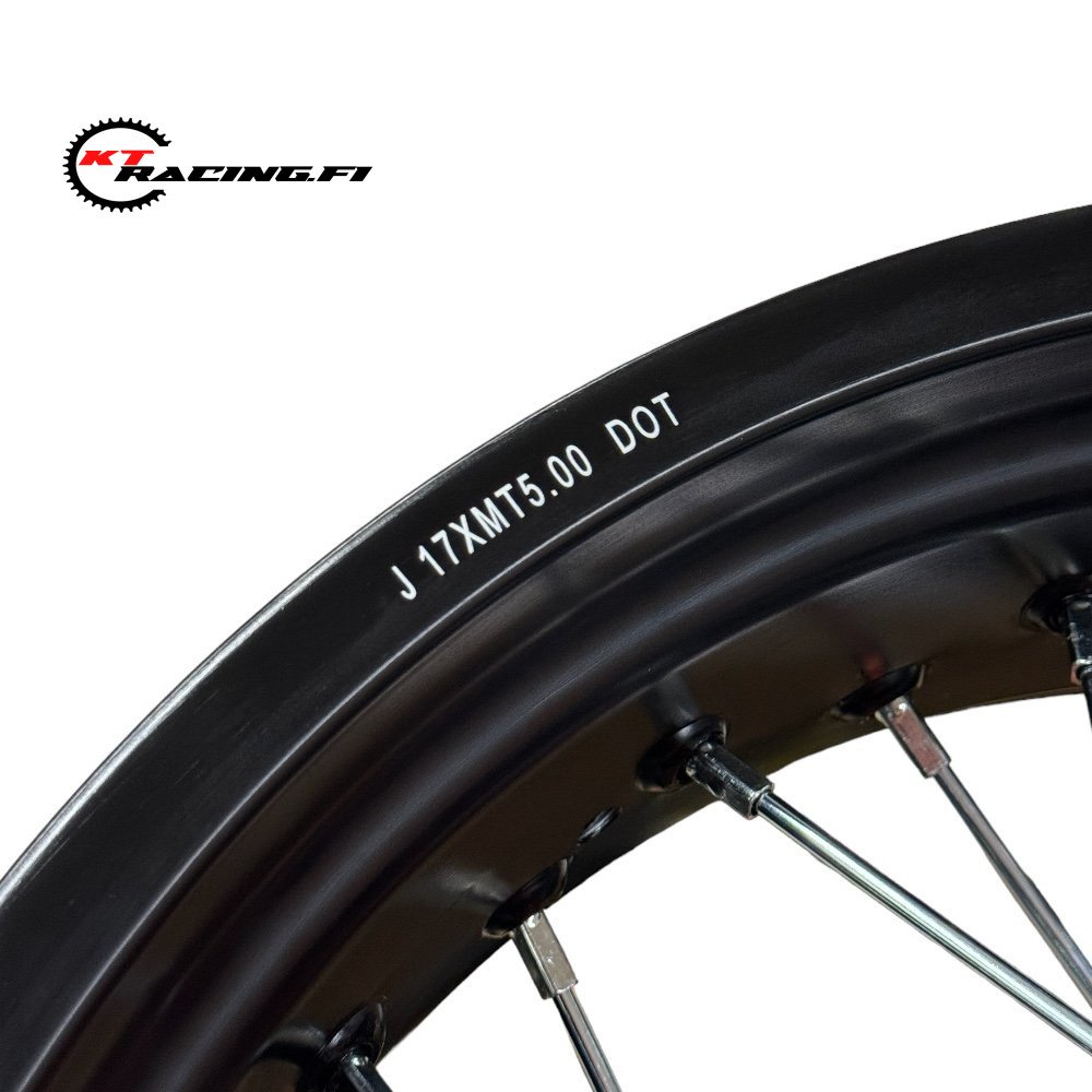 PhotoRoom_20240108_222251 KTM Supermotosarja 17x3.50 ja 17x5.00