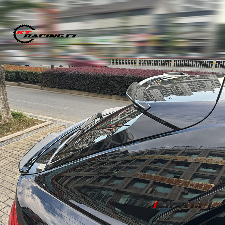 5 AUDI Q8 RSQ8 Dachspoiler ab 2018