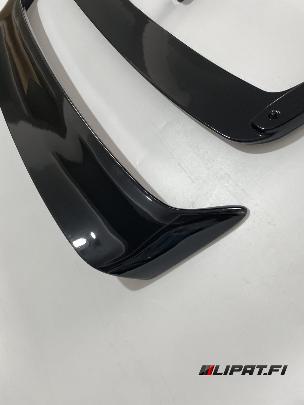 IMG_6048 BMW E36 M3 takaspoileri (kiiltävä musta)