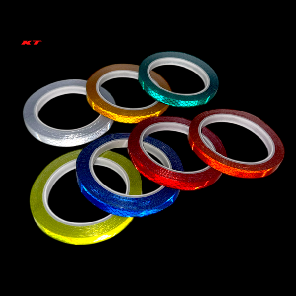 photoroom_20250718_225043 Heijastava teippi 8mx1cm